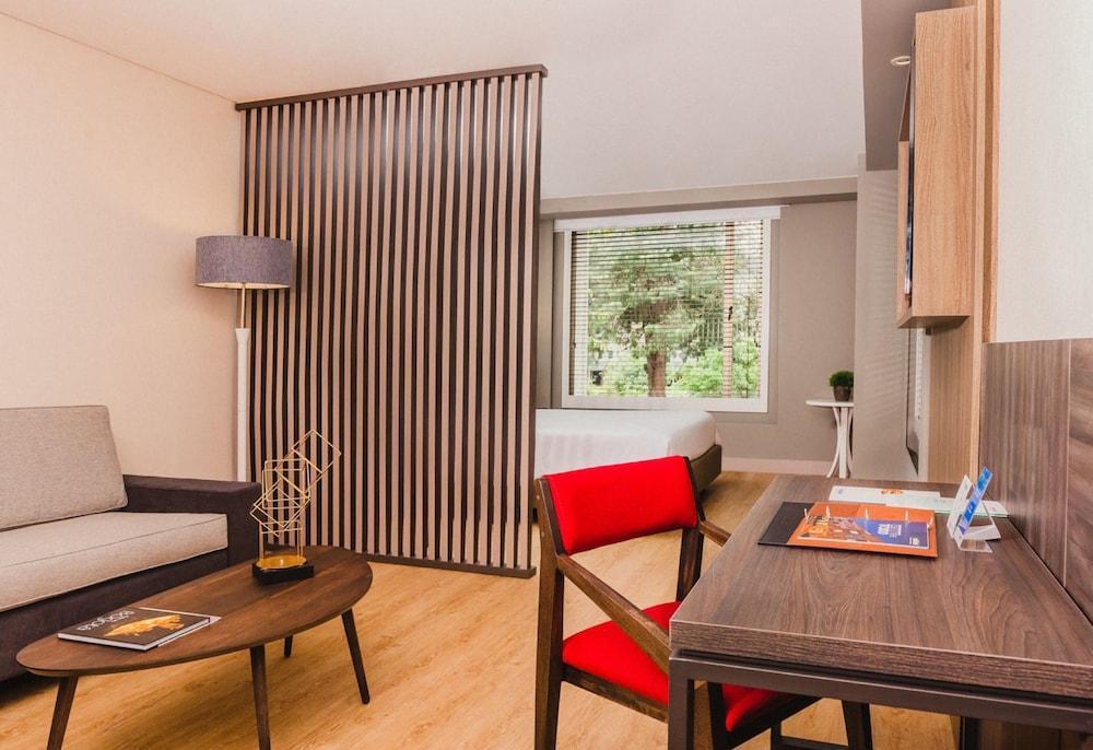 Hotel Habitel Prime بوغوتا المظهر الخارجي الصورة